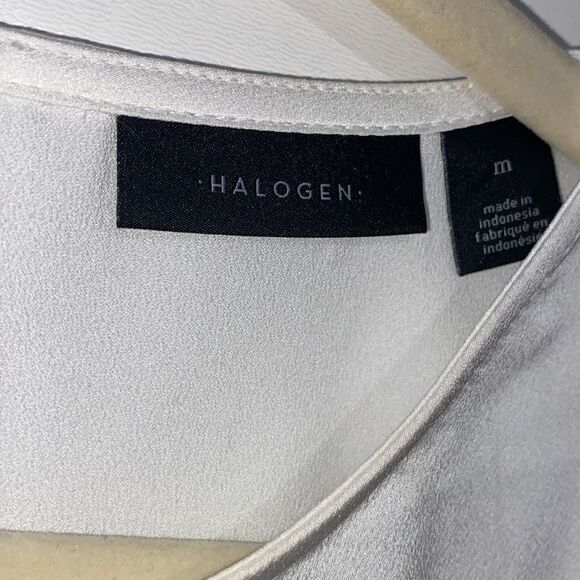 Nordstrom Halogen Women's Sleeveless Open Side Round Neck Satin Top White Size M - Picture 6 of 10